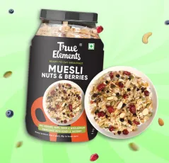 True Elements Muesli Nuts and Berries 1kg